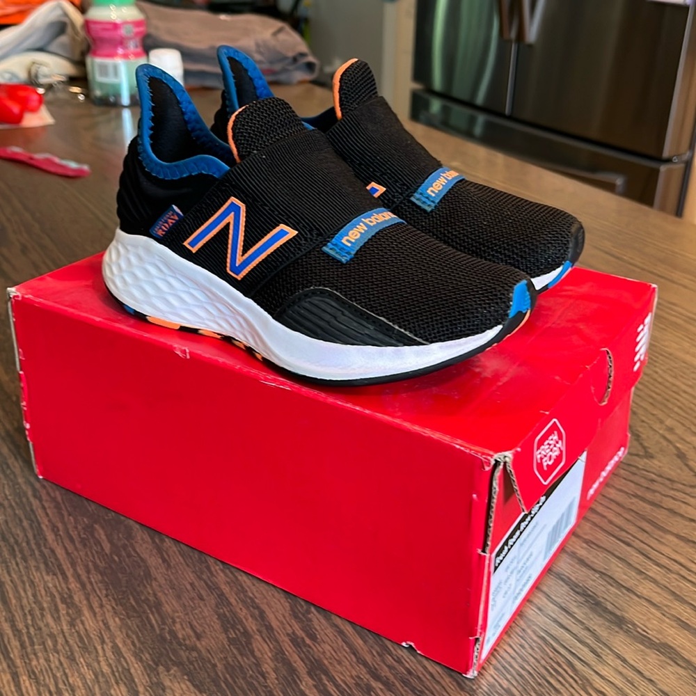 New Balance ROAV slip on Sneakers